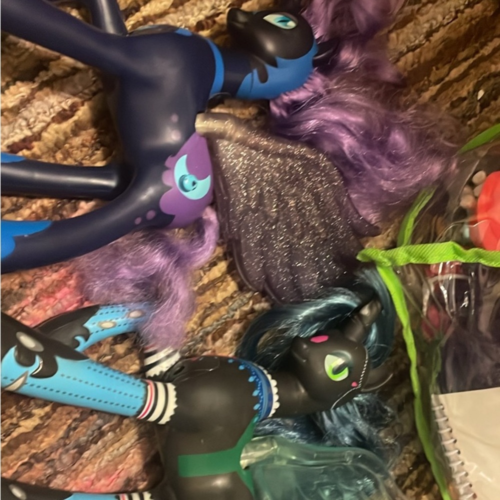 nightmare moon and queen chrysalis talking ponies